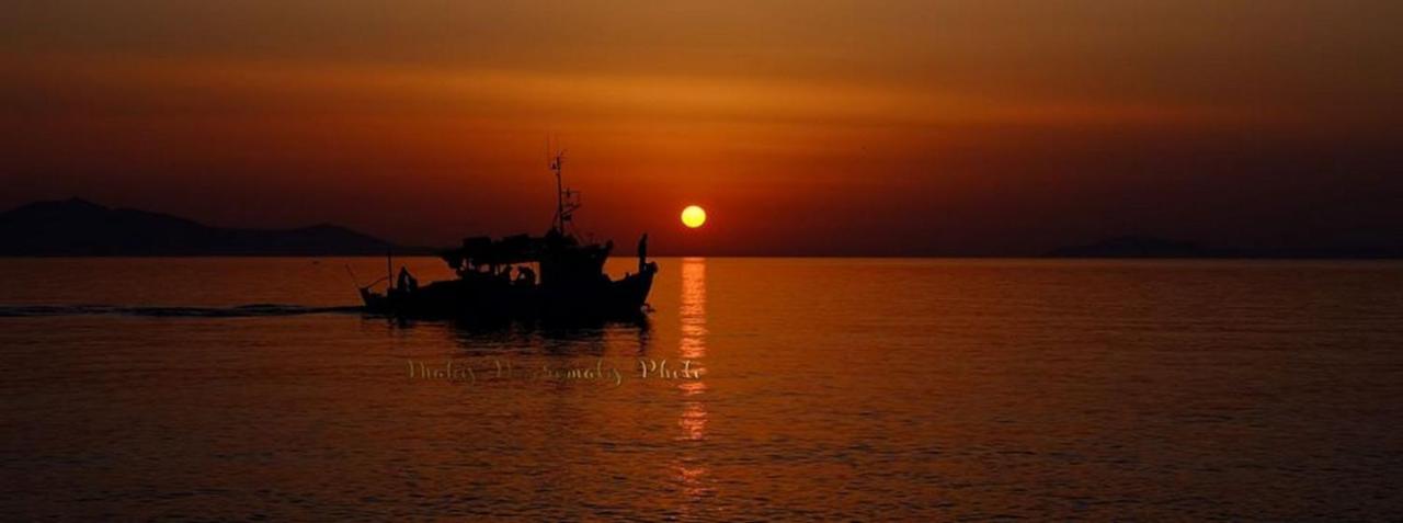 Akti Miaouli Holiday Home Vari  Ngoại thất bức ảnh